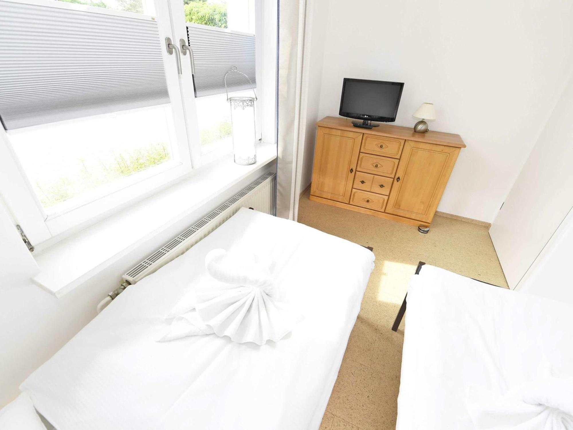 Haus "Concordia" In Binz - Wg 02 "Seedorf" Mit Terrasse, Strandnah Bagian luar foto
